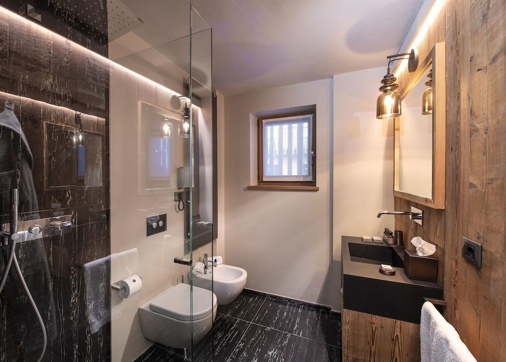 Le Massif Hotel & Lodge Courmayeur The Leading Hotels Of The World ภายนอก รูปภาพ