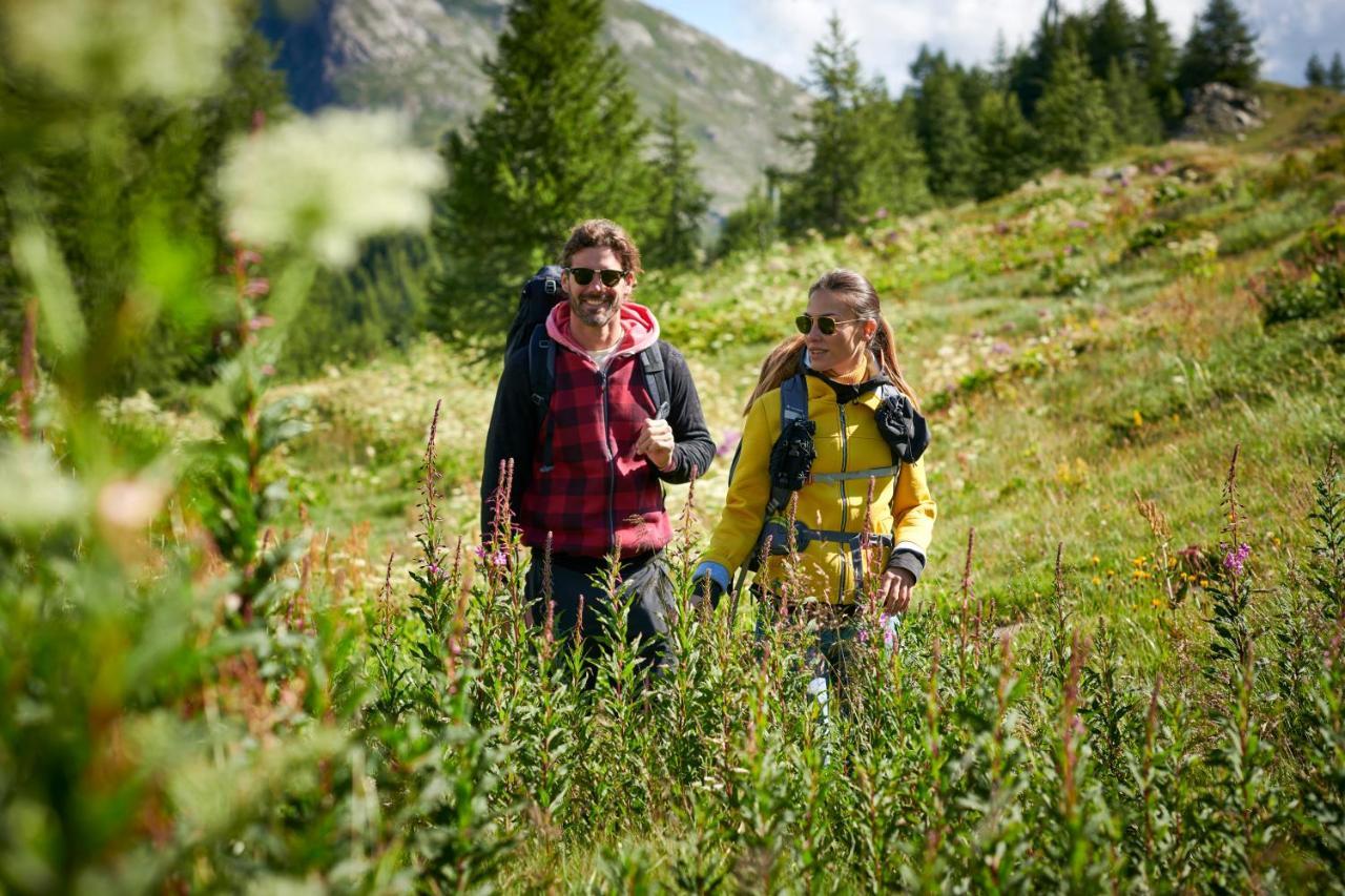 Le Massif Hotel & Lodge Courmayeur The Leading Hotels Of The World ภายนอก รูปภาพ