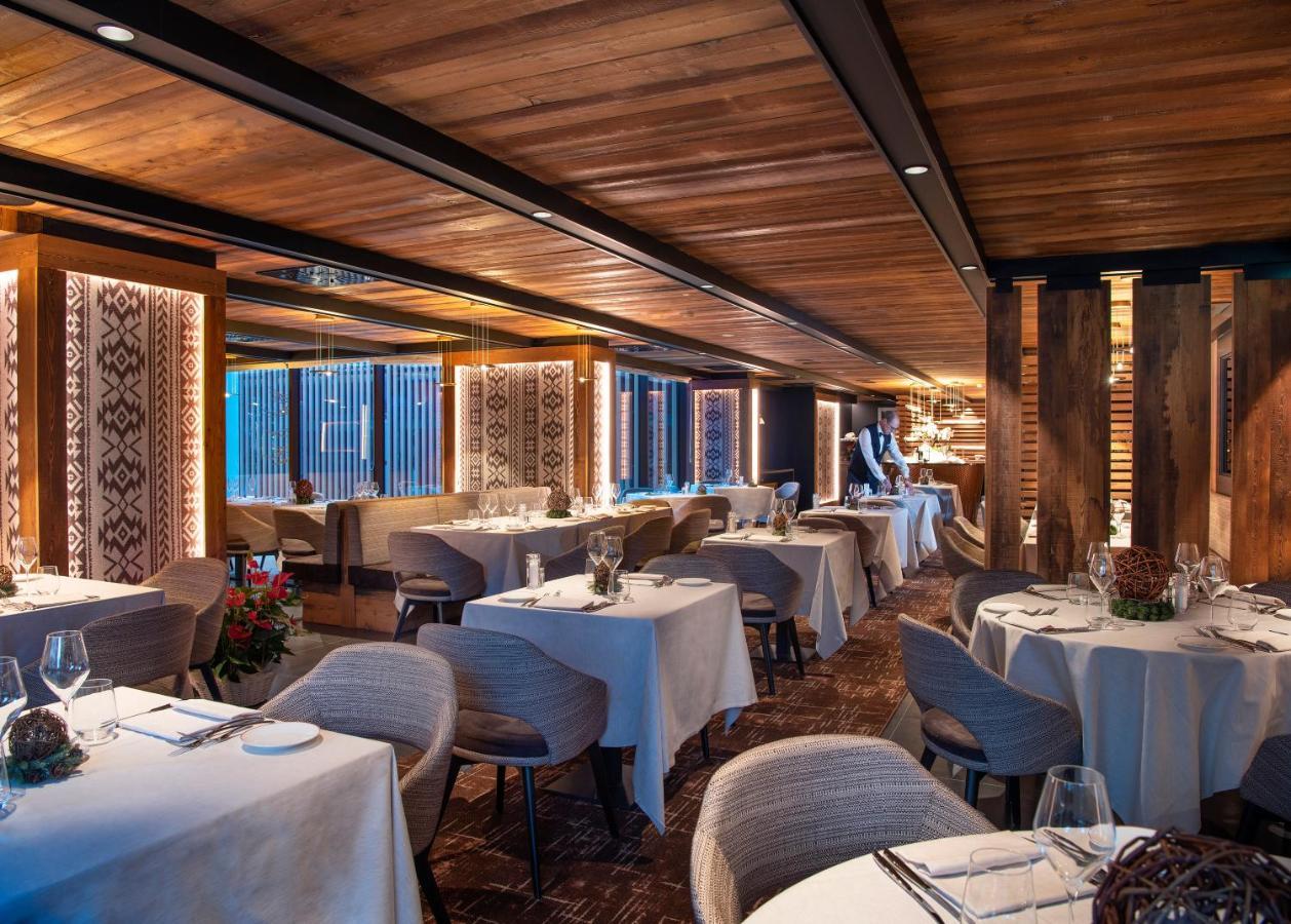 Le Massif Hotel & Lodge Courmayeur The Leading Hotels Of The World ภายนอก รูปภาพ
