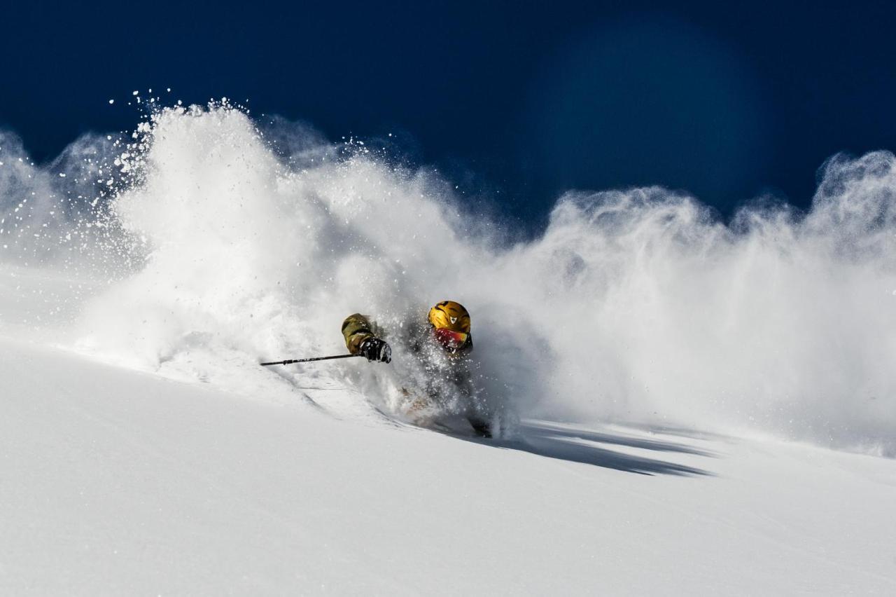 Le Massif Hotel & Lodge Courmayeur The Leading Hotels Of The World ภายนอก รูปภาพ