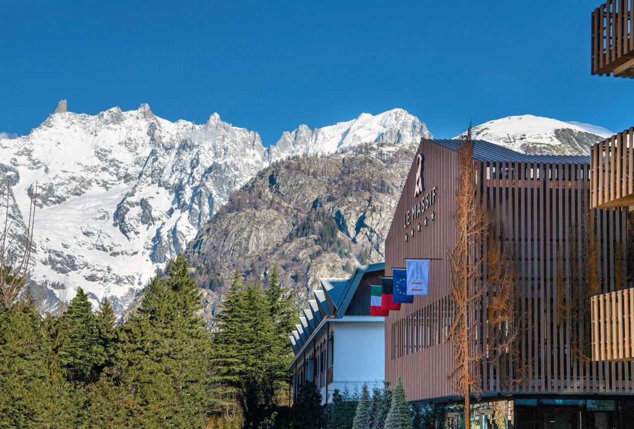 Le Massif Hotel & Lodge Courmayeur The Leading Hotels Of The World ภายนอก รูปภาพ