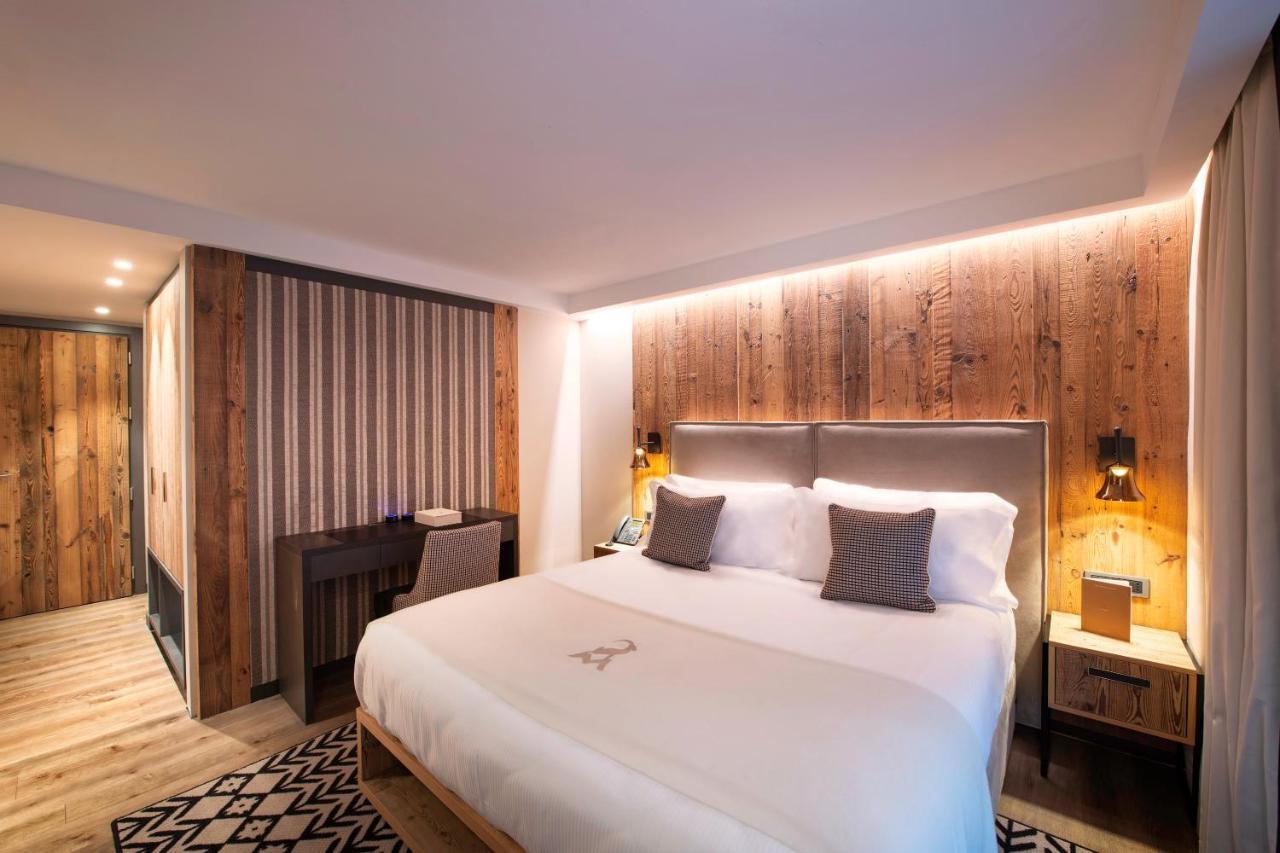 Le Massif Hotel & Lodge Courmayeur The Leading Hotels Of The World ภายนอก รูปภาพ