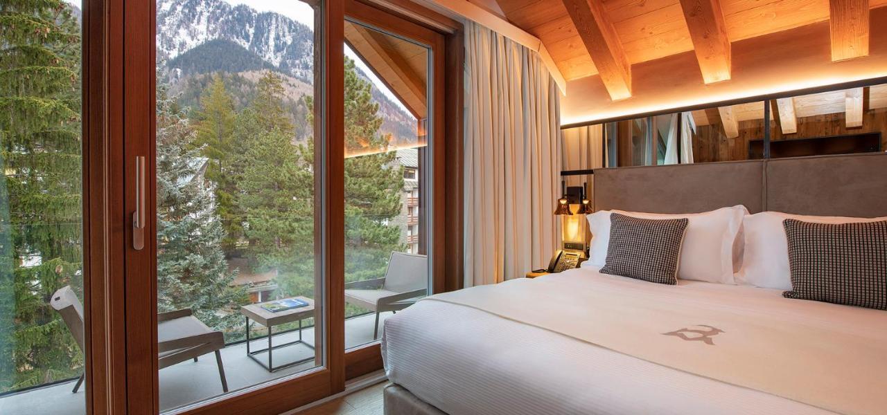 Le Massif Hotel & Lodge Courmayeur The Leading Hotels Of The World ภายนอก รูปภาพ