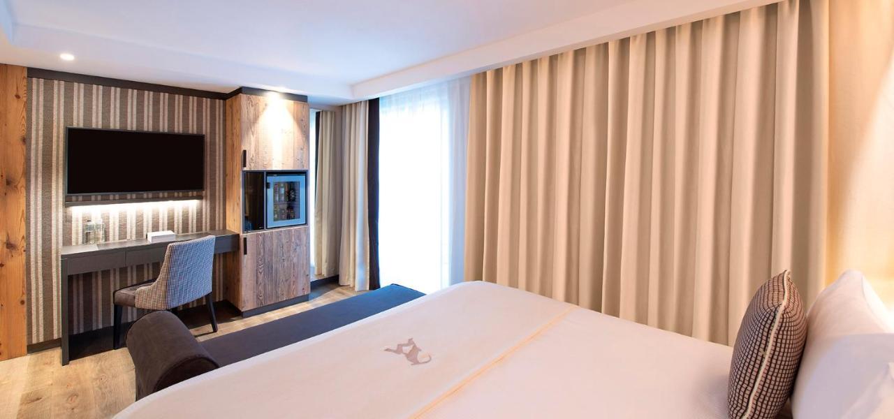 Le Massif Hotel & Lodge Courmayeur The Leading Hotels Of The World ภายนอก รูปภาพ